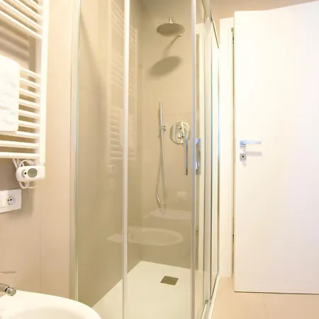 Apartment Jes Palace - Immobiliare